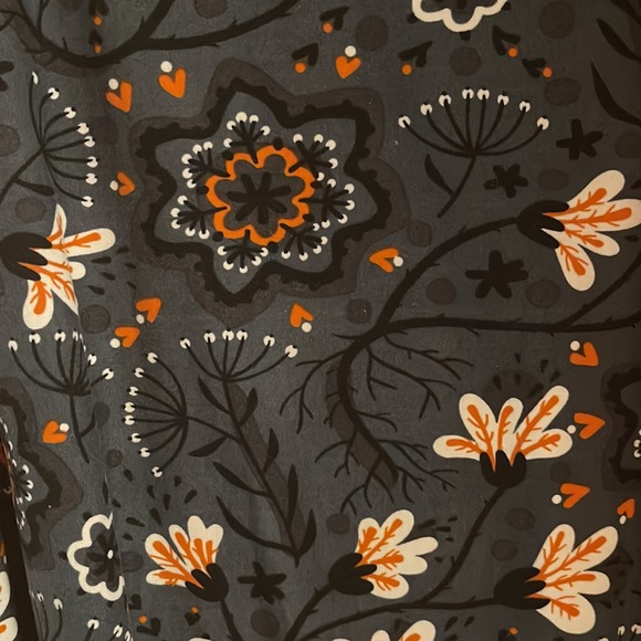 Super cute sundress by Ariana with pockets - Picture 2 of 3